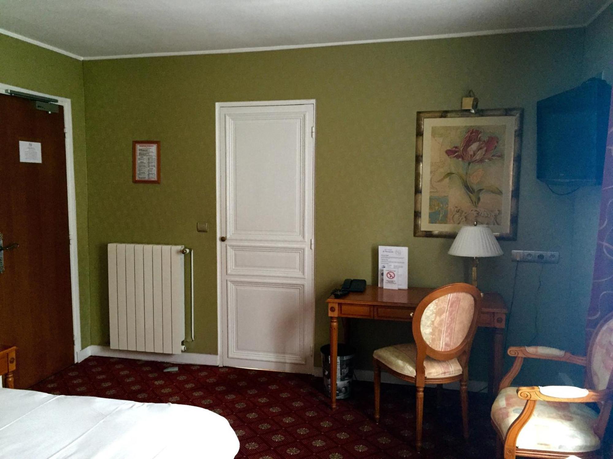 Hotel De Normandie Évreux Zewnętrze zdjęcie